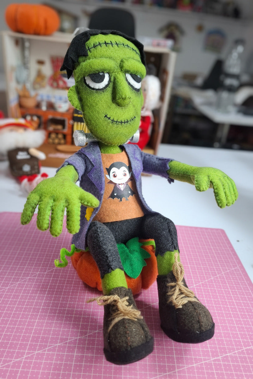 Frankenstein – Paño Lency/Fieltro – Molde Digital